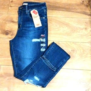 Woman's Levi's 721 high rise skinny jeans size 10
